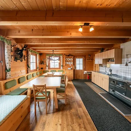 Апартаменты Ferienhuette Schober Alm Ranach